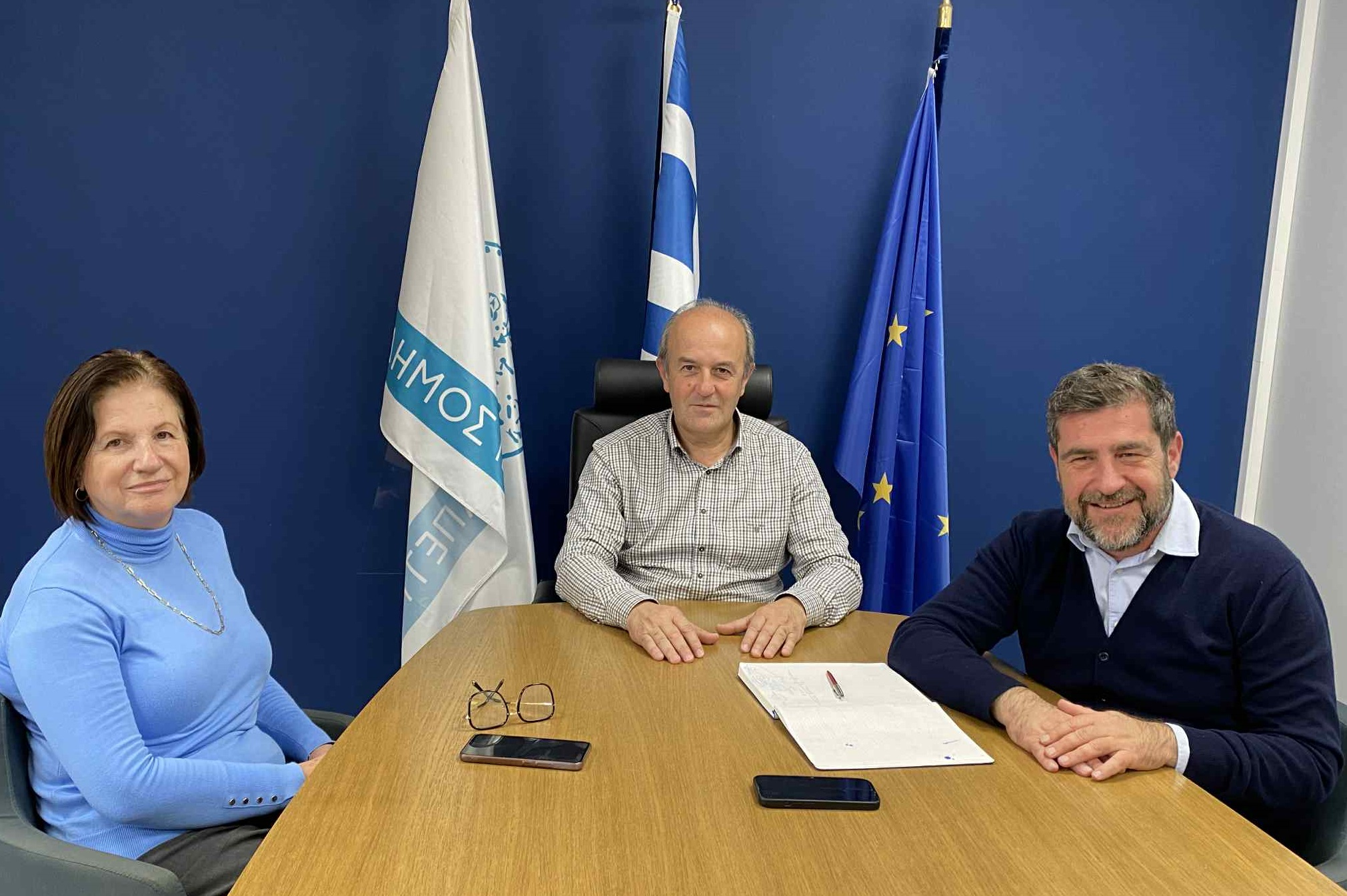 Πραγματοποιήθηκε εθιμοτυπική συνάντηση μεταξύ του Δημάρχου Ιεράπετρας  Εμμανουήλ Φραγκούλη και του  Αντιπεριφερειάρχη Λασιθίου Ιωάννη Ανδρουλάκη